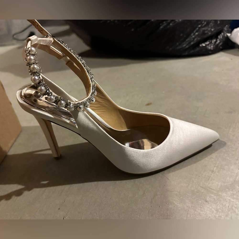 Badgley Mischka Heels